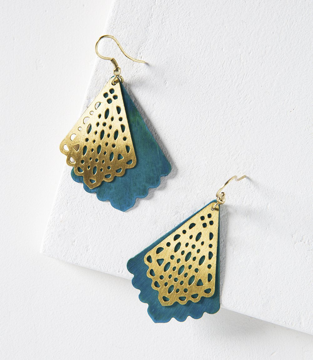 water goddes earring.jpg