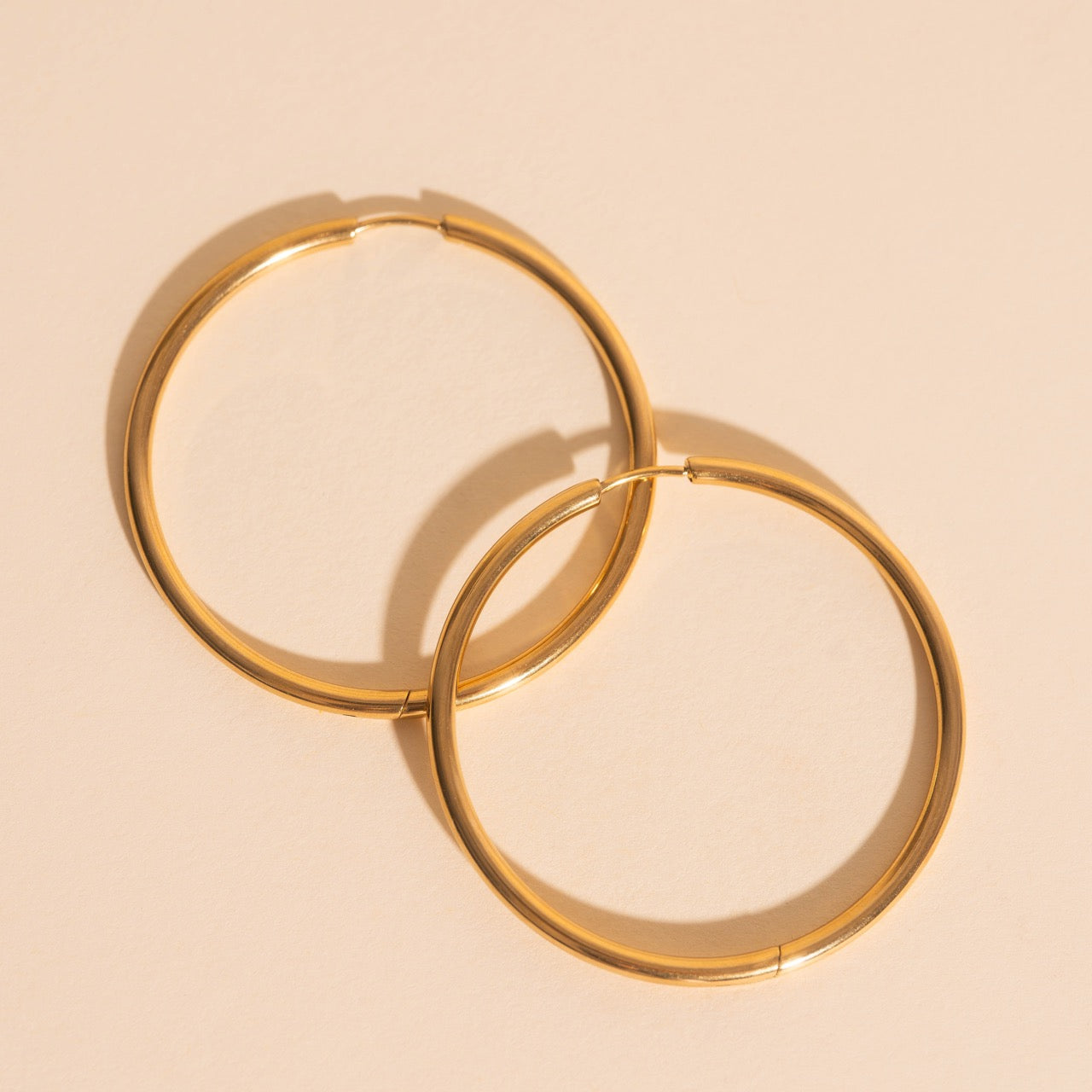 Huggie Hoops
