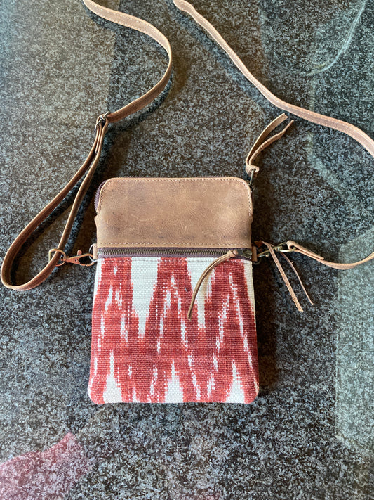 Lil’ Cutie crossbody